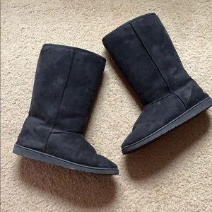 ‼️Black Uggs‼️NWOT